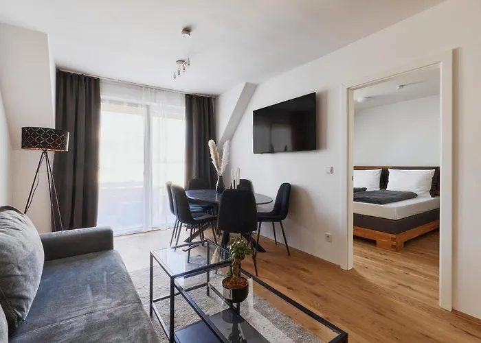 Aparthotel Symphony - Garden, Terrace And Grill 4*