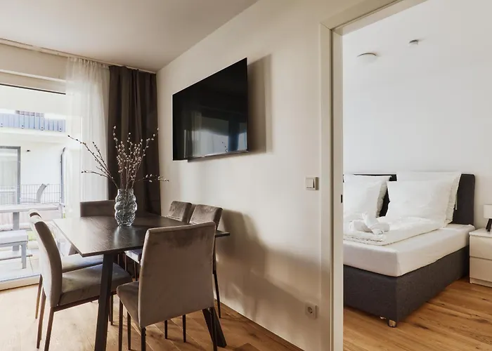 Symphony - Garden, Terrace And Grill 4*